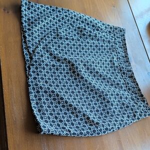 Banana Republic Black and White Mini Skirt 10